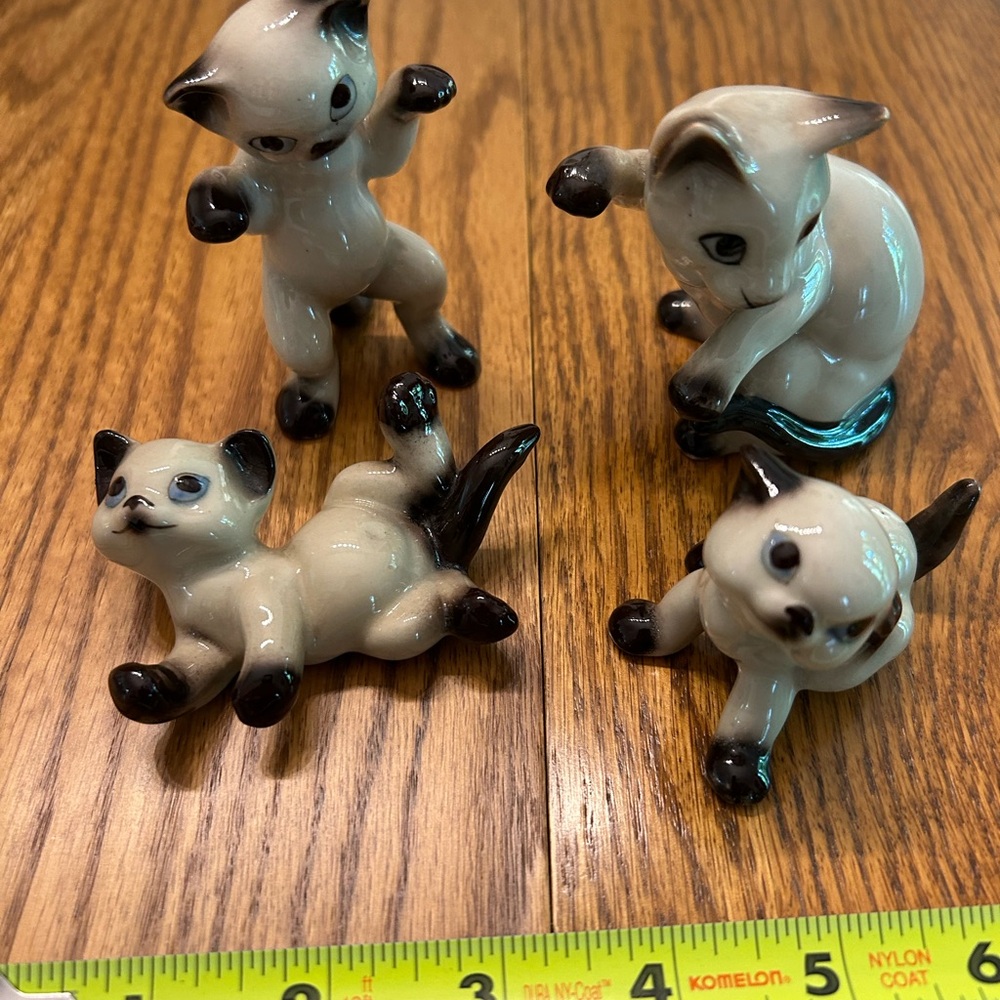 Vintage Siamese cat figurines